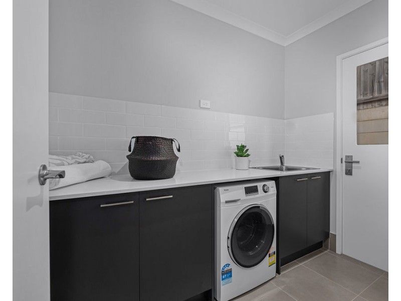 14 Houston Street, Spring Mountain QLD 4124