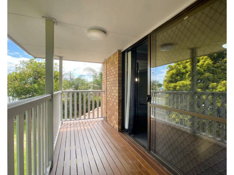 1/4 Oaklands Drive, Caboolture South QLD 4510