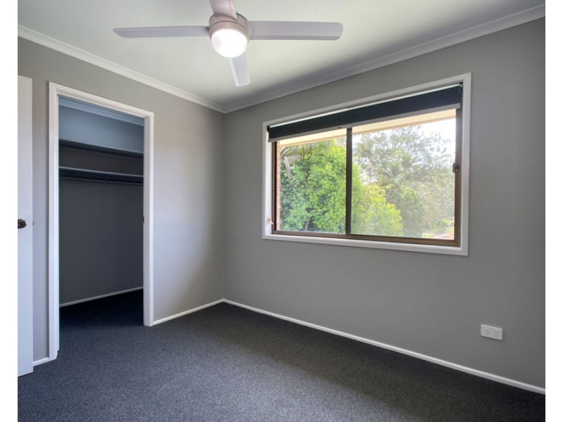 1/4 Oaklands Drive, Caboolture South QLD 4510