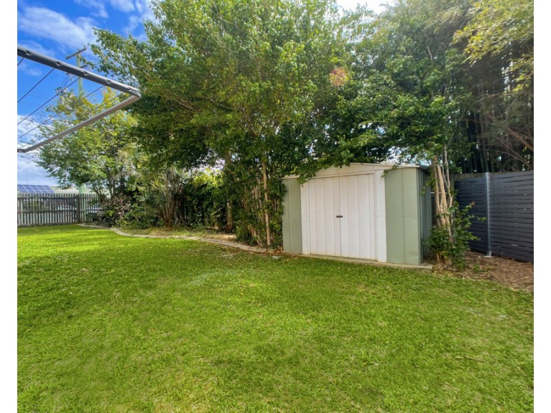 1/4 Oaklands Drive, Caboolture South QLD 4510