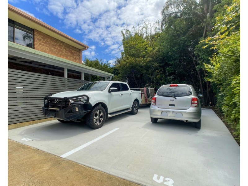 1/4 Oaklands Drive, Caboolture South QLD 4510