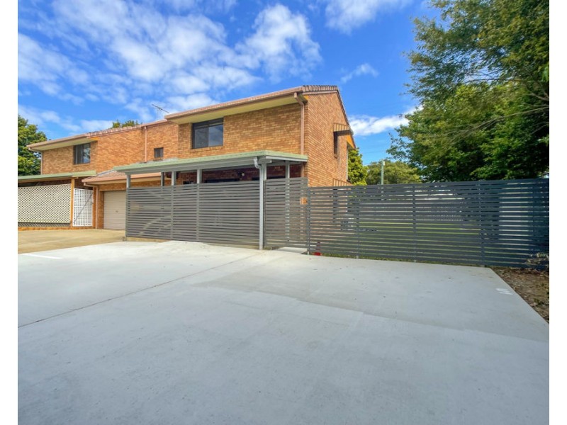 1/4 Oaklands Drive, Caboolture South QLD 4510