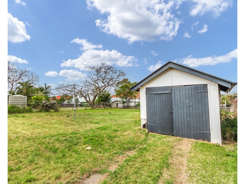 94 Rode Road, Wavell Heights QLD 4012