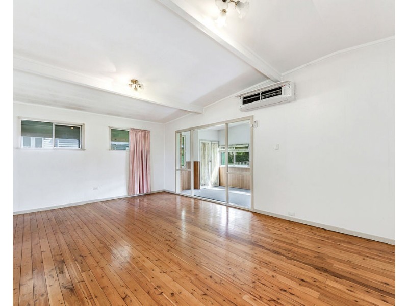 94 Rode Road, Wavell Heights QLD 4012
