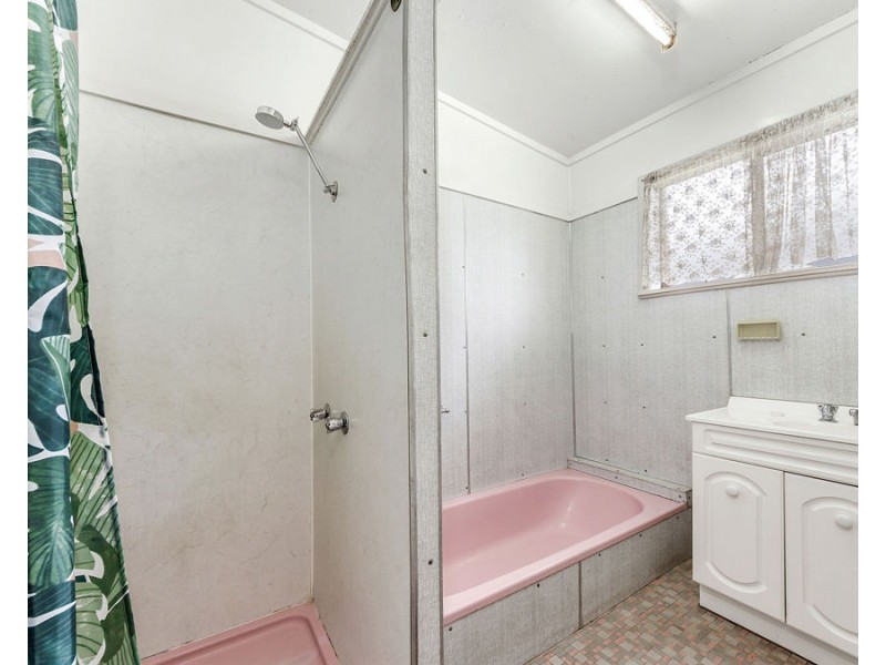 94 Rode Road, Wavell Heights QLD 4012