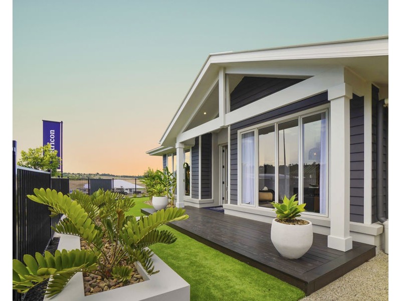 67 Spring Way, Nikenbah QLD 4655