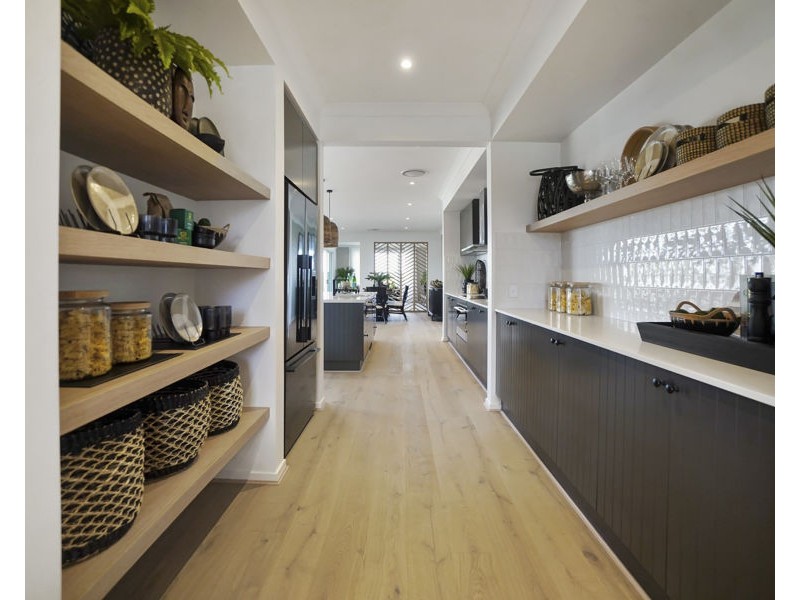 67 Spring Way, Nikenbah QLD 4655