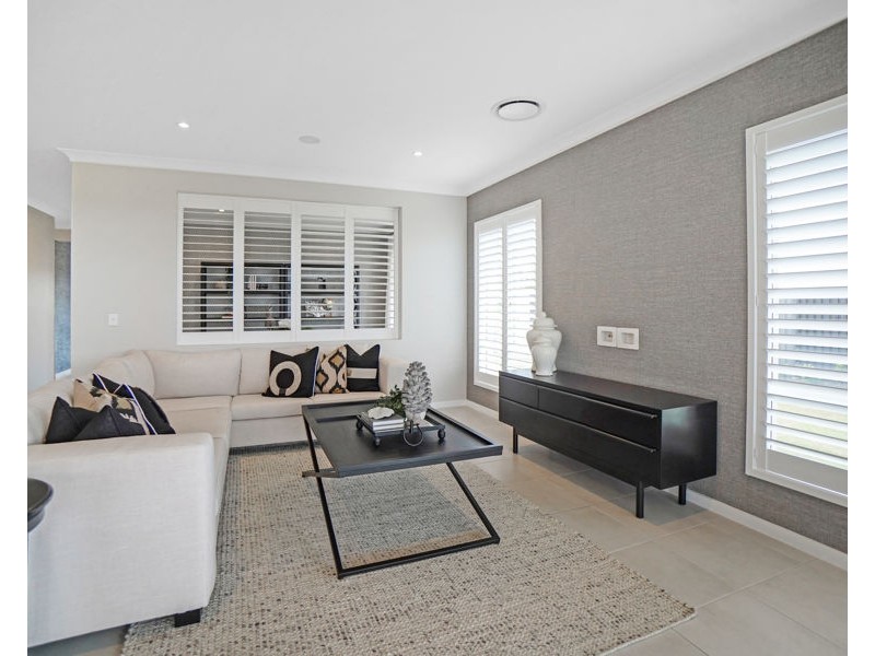 65 Spring Way, Nikenbah QLD 4655