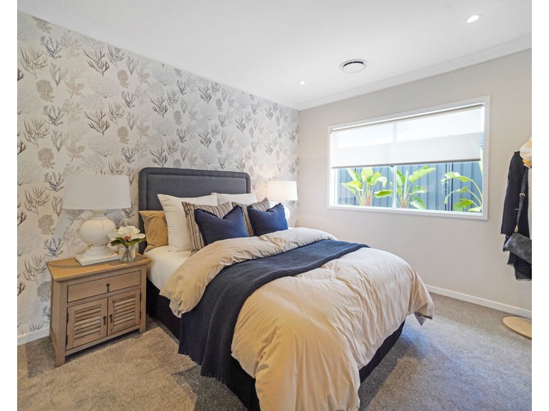 65 Spring Way, Nikenbah QLD 4655
