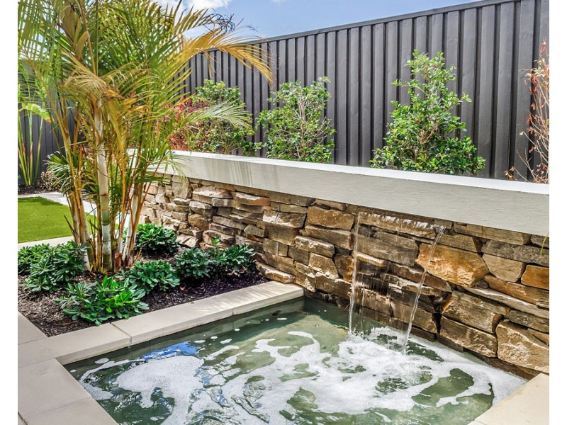 36 Hart Crescent, Bells Creek QLD 4551