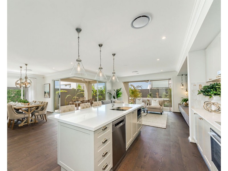 36 Hart Crescent, Bells Creek QLD 4551