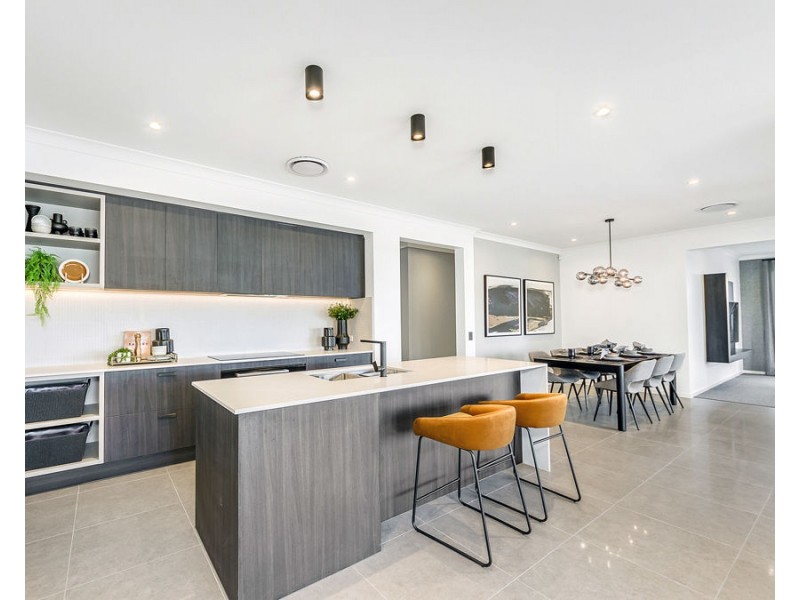 34 Hart Crescent, Bells Creek QLD 4551