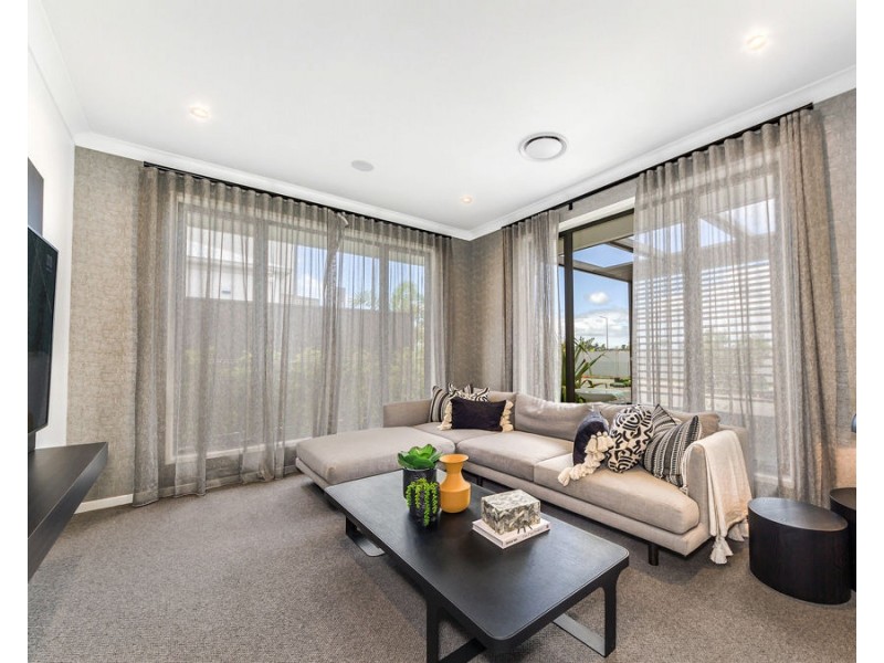 34 Hart Crescent, Bells Creek QLD 4551