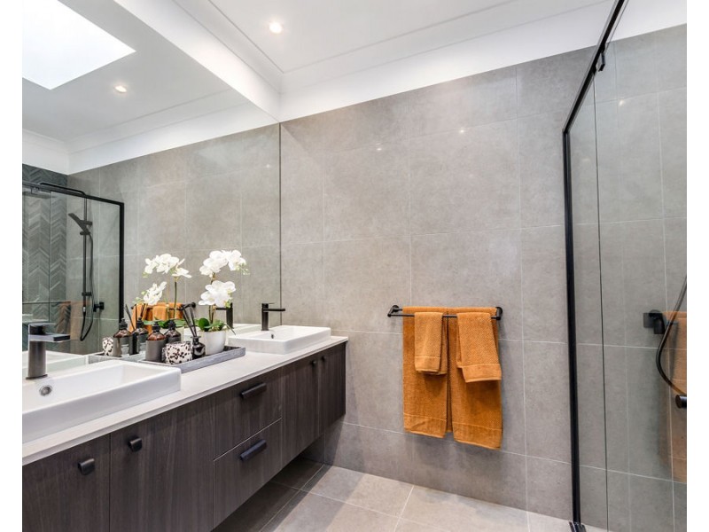 34 Hart Crescent, Bells Creek QLD 4551