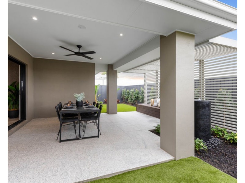 55 Hart Crescent, Bells Creek QLD 4551