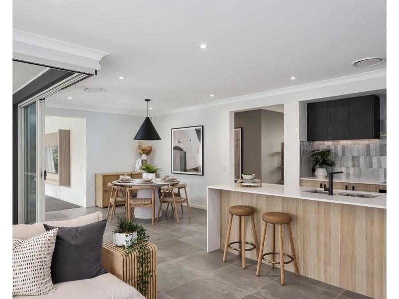 13 JINGERI STREET, Redland Bay QLD 4165