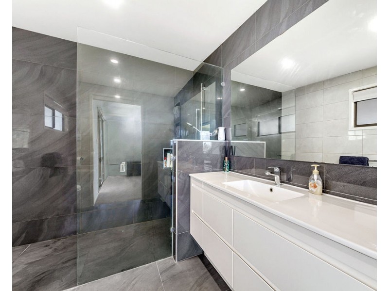 35 Montclair Street, Aspley QLD 4034