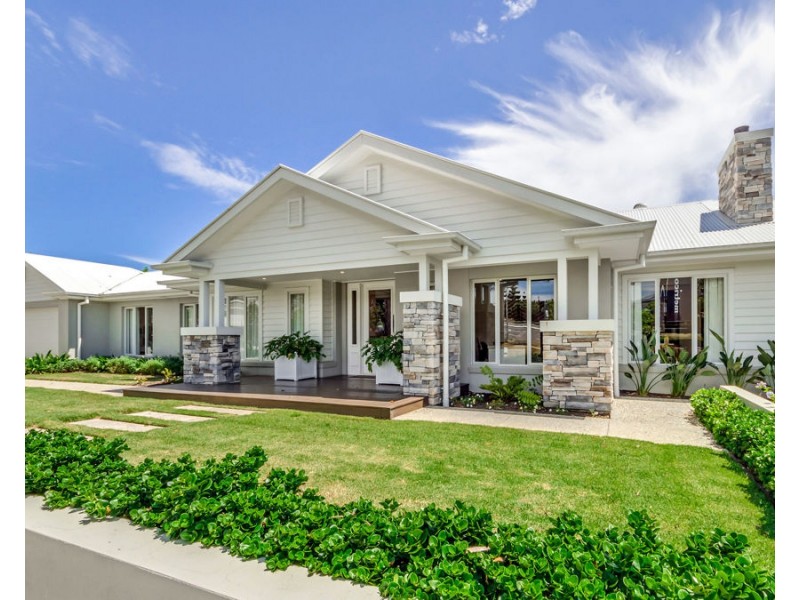 1-3 Executive Way, Bridgeman Downs QLD 4035