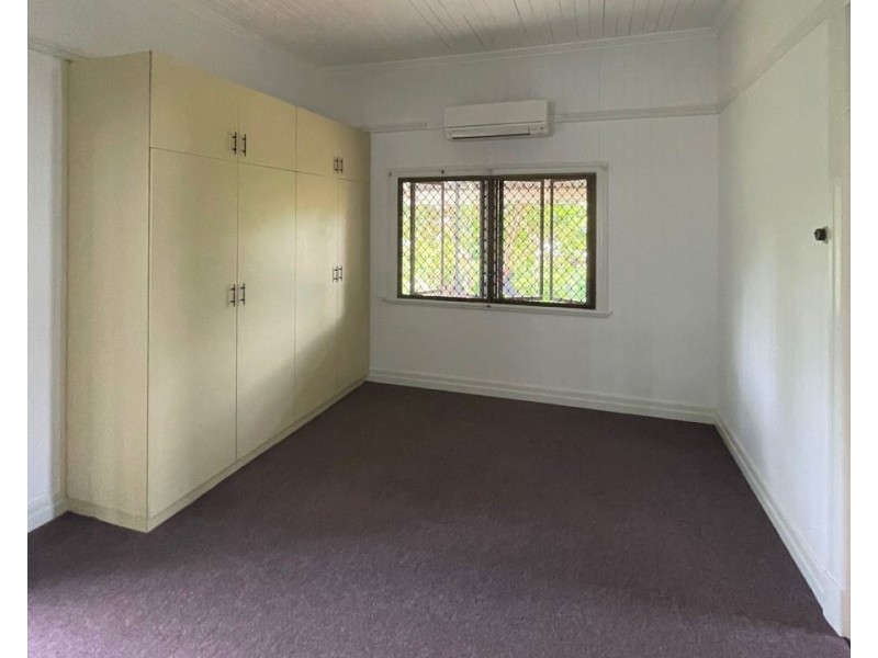 4 Russell Street, Caboolture QLD 4510