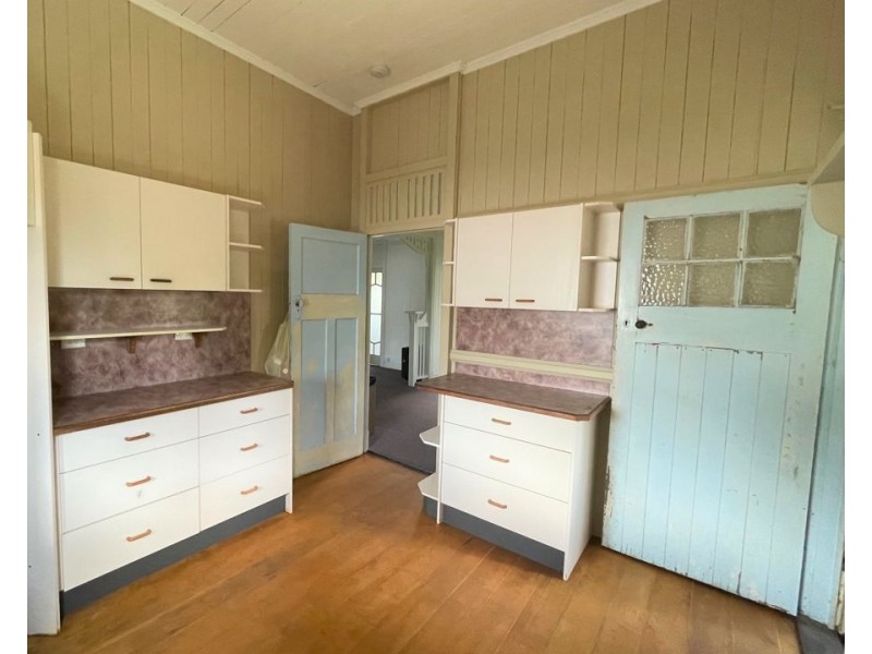 4 Russell Street, Caboolture QLD 4510