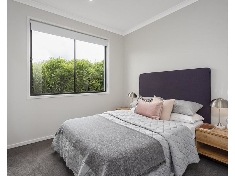 9 Cypress Street, Park Ridge QLD 4125