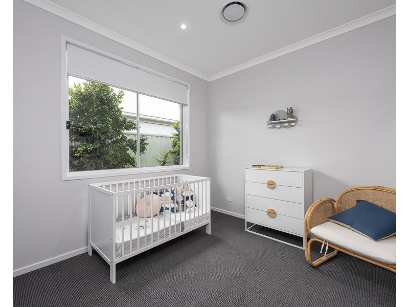 11 Cypress Street, Park Ridge QLD 4125