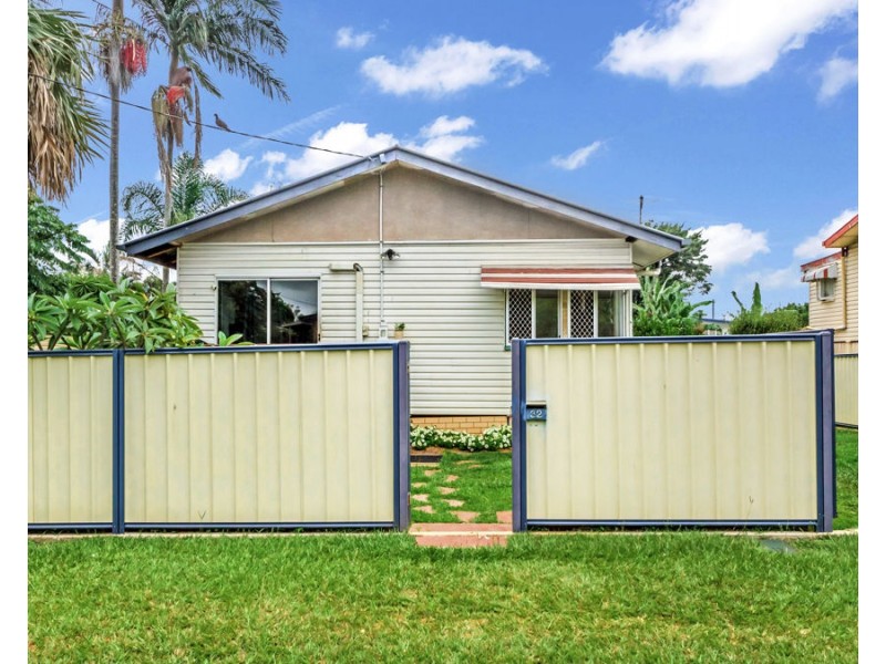 32 Sheehan Street, Kallangur QLD 4503