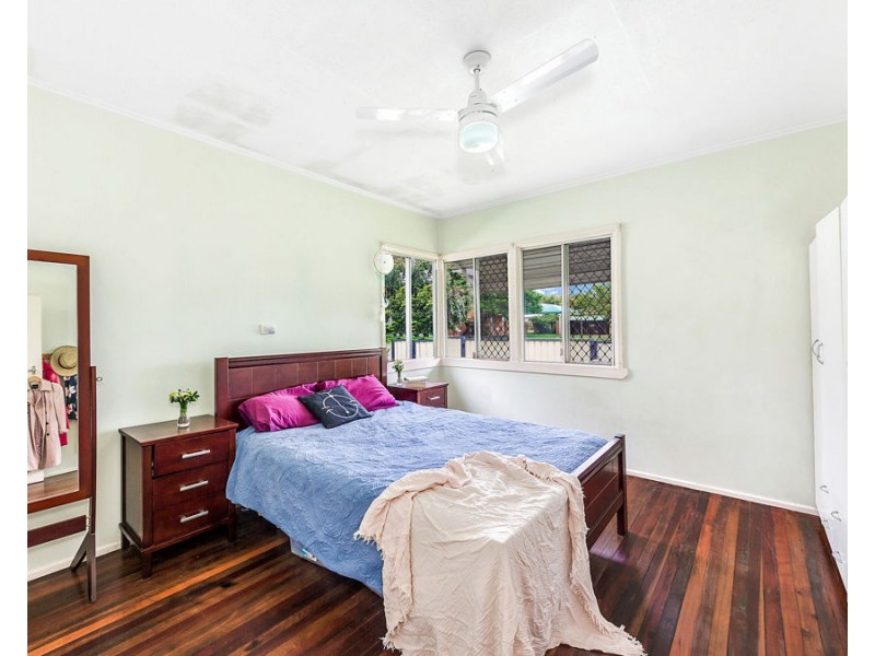 32 Sheehan Street, Kallangur QLD 4503