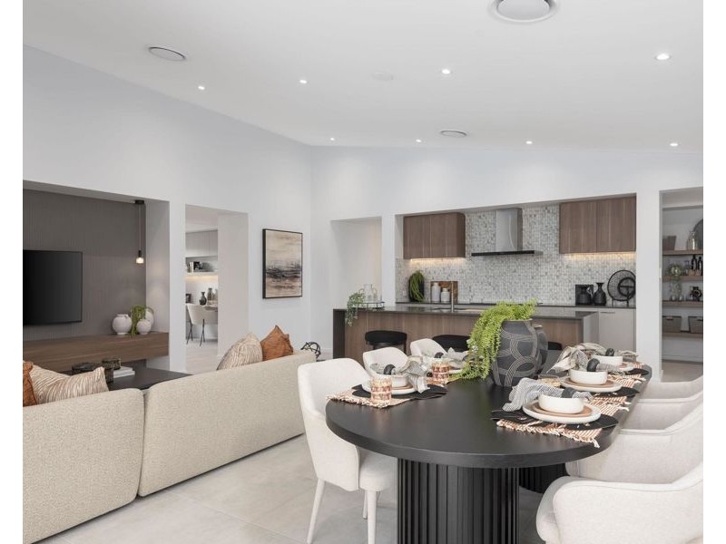 9 Guroman Drive, Greenbank QLD 4124