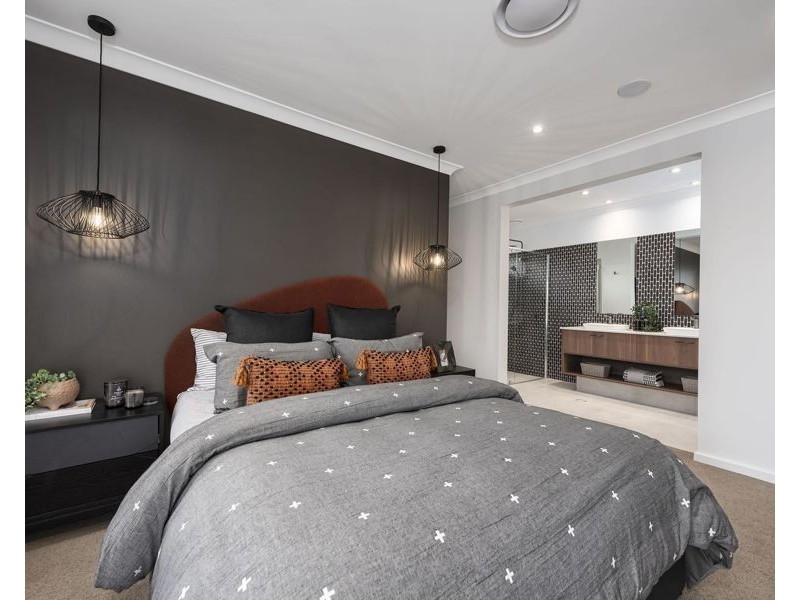 9 Guroman Drive, Greenbank QLD 4124