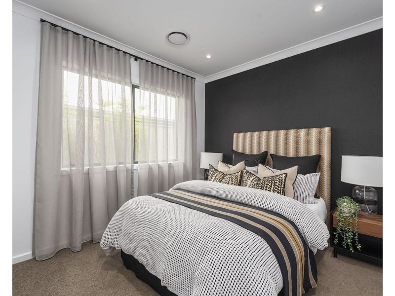 9 Guroman Drive, Greenbank QLD 4124