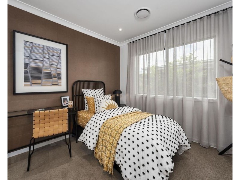 9 Guroman Drive, Greenbank QLD 4124