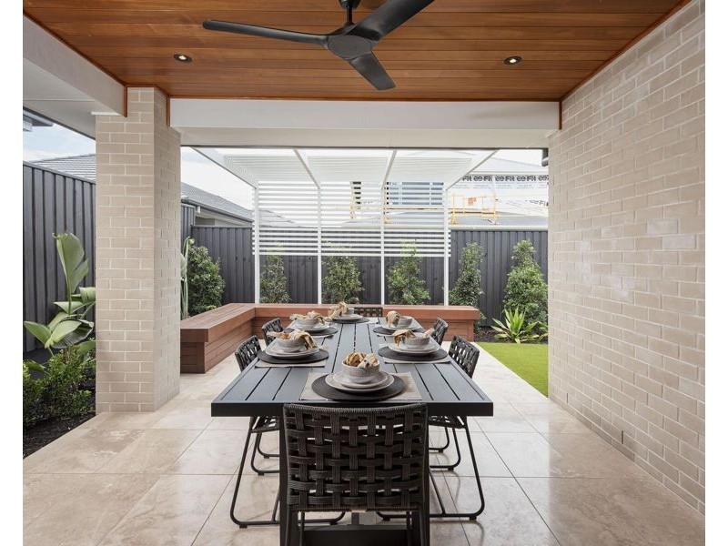 9 Guroman Drive, Greenbank QLD 4124