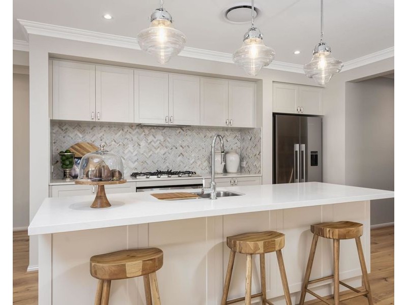 7 Guroman Drive, Greenbank QLD 4124