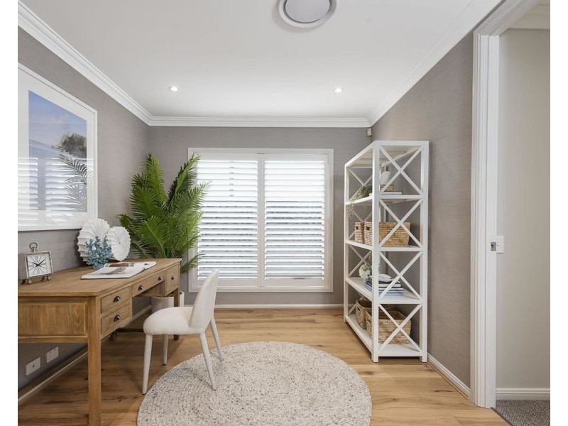 7 Guroman Drive, Greenbank QLD 4124