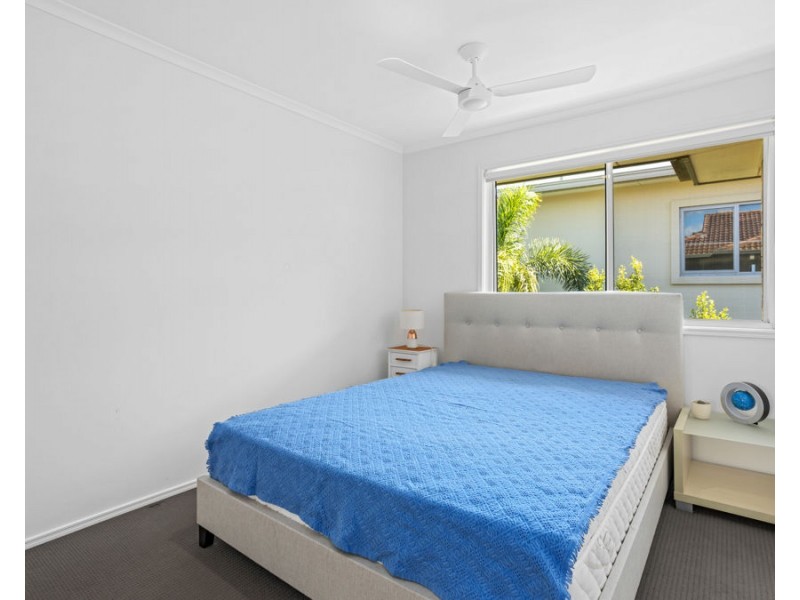 Unit 1/6 Harley Street, Labrador QLD 4215