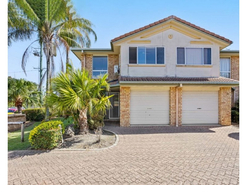 Unit 1/6 Harley Street, Labrador QLD 4215