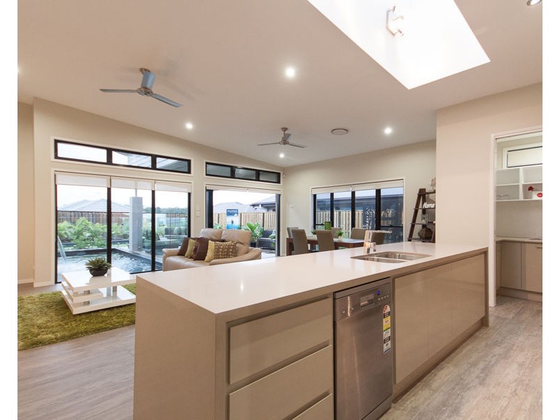 7 Wolfe Street, North Lakes QLD 4509