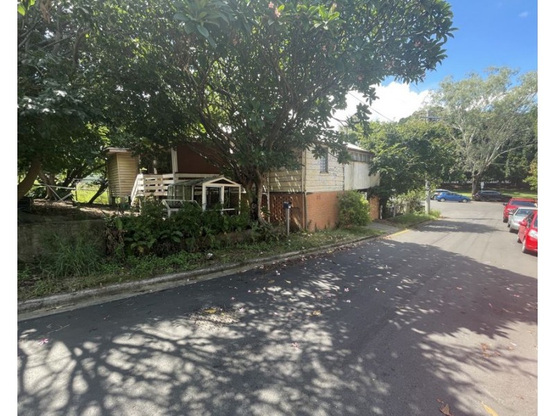 60 RUSDEN STREET, Kelvin Grove QLD 4059