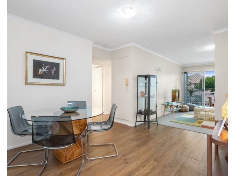 Unit 4, 38 Rossiter Parade, Hamilton QLD 4007