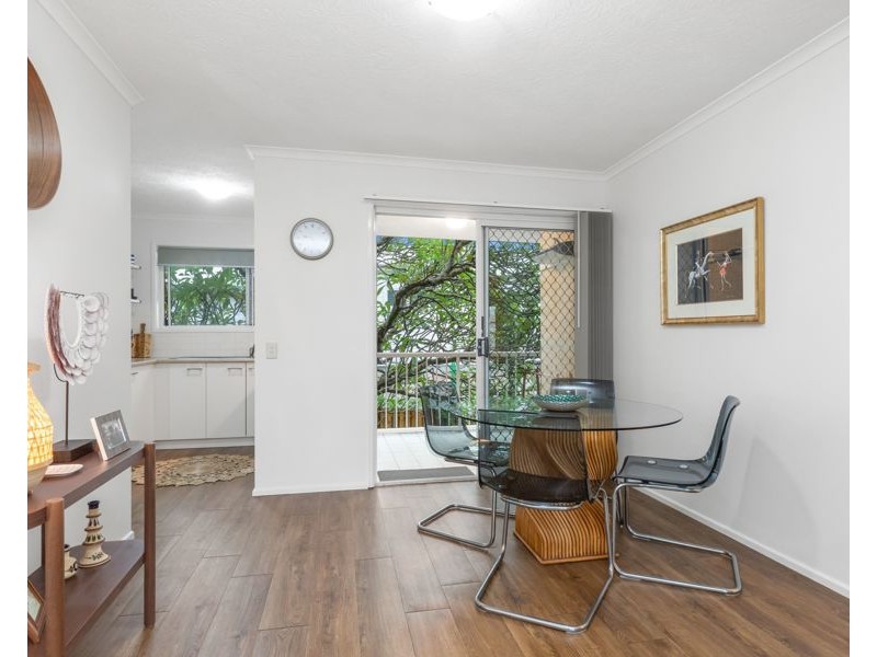 Unit 4, 38 Rossiter Parade, Hamilton QLD 4007