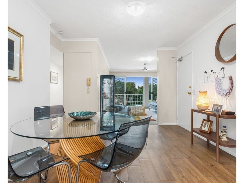 Unit 4, 38 Rossiter Parade, Hamilton QLD 4007