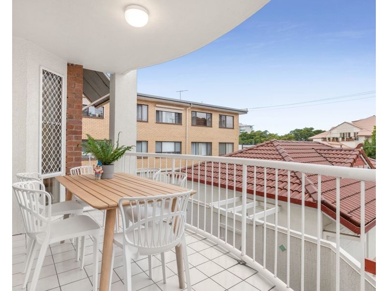 Unit 4, 38 Rossiter Parade, Hamilton QLD 4007