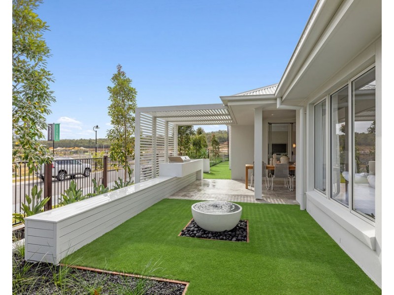 15 Foley Way, White Rock QLD 4306