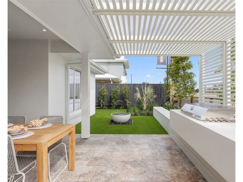 15 Foley Way, White Rock QLD 4306