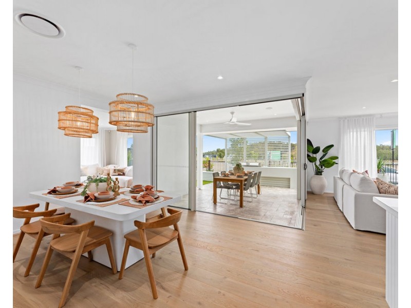 15 Foley Way, White Rock QLD 4306