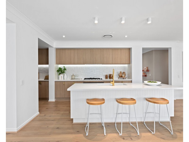 15 Foley Way, White Rock QLD 4306