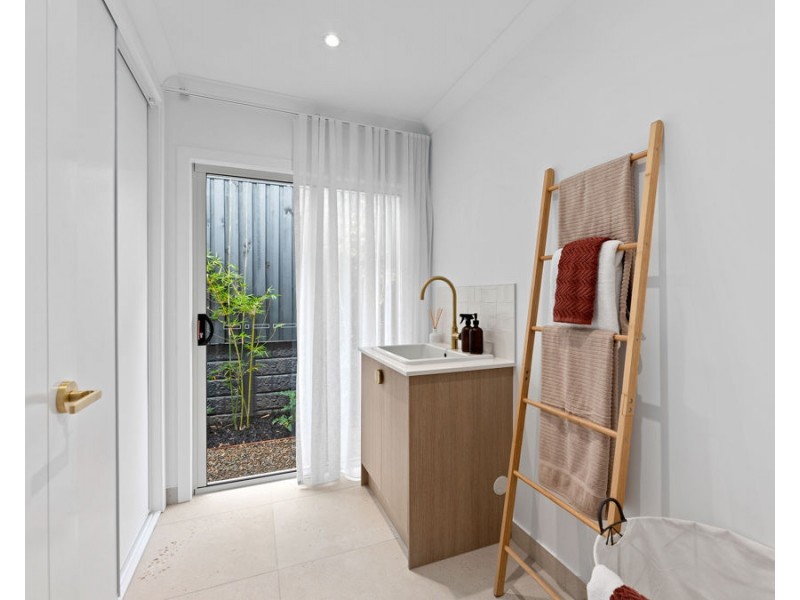 15 Foley Way, White Rock QLD 4306