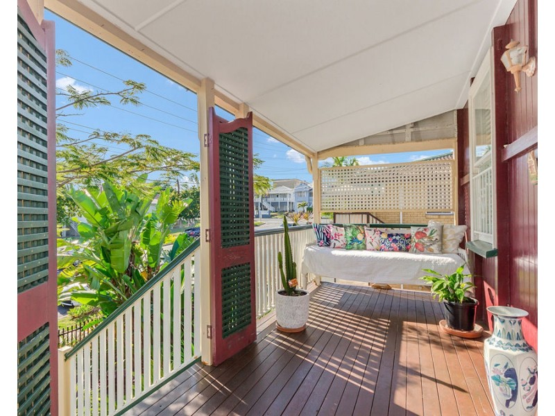 49 Ellis Street, Greenslopes QLD 4120