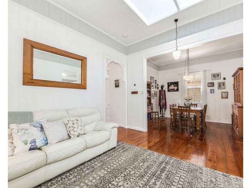 49 Ellis Street, Greenslopes QLD 4120